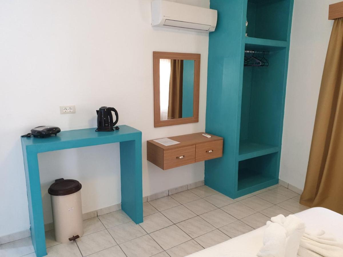 Apartment St Paul's Chrysanthi
